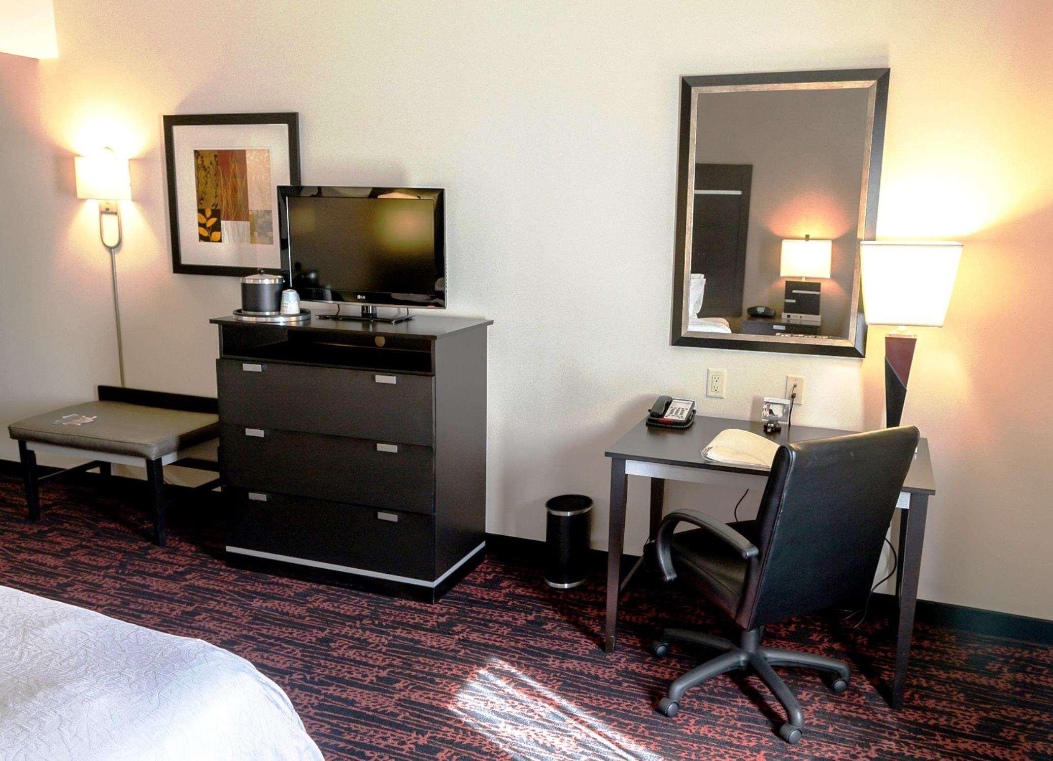 Hampton Inn & Suites Tulsa/Tulsa Hills Kültér fotó
